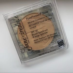 Jane Iredale mineral foundation spf 20 golden glow